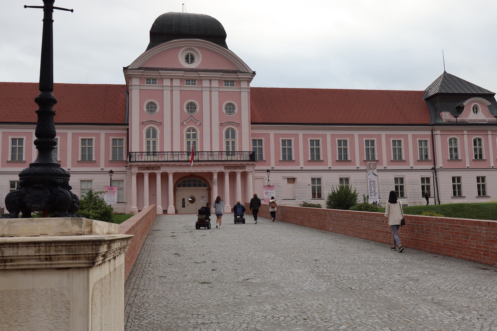 558273267_122205879146056415_1752718808904749306_n