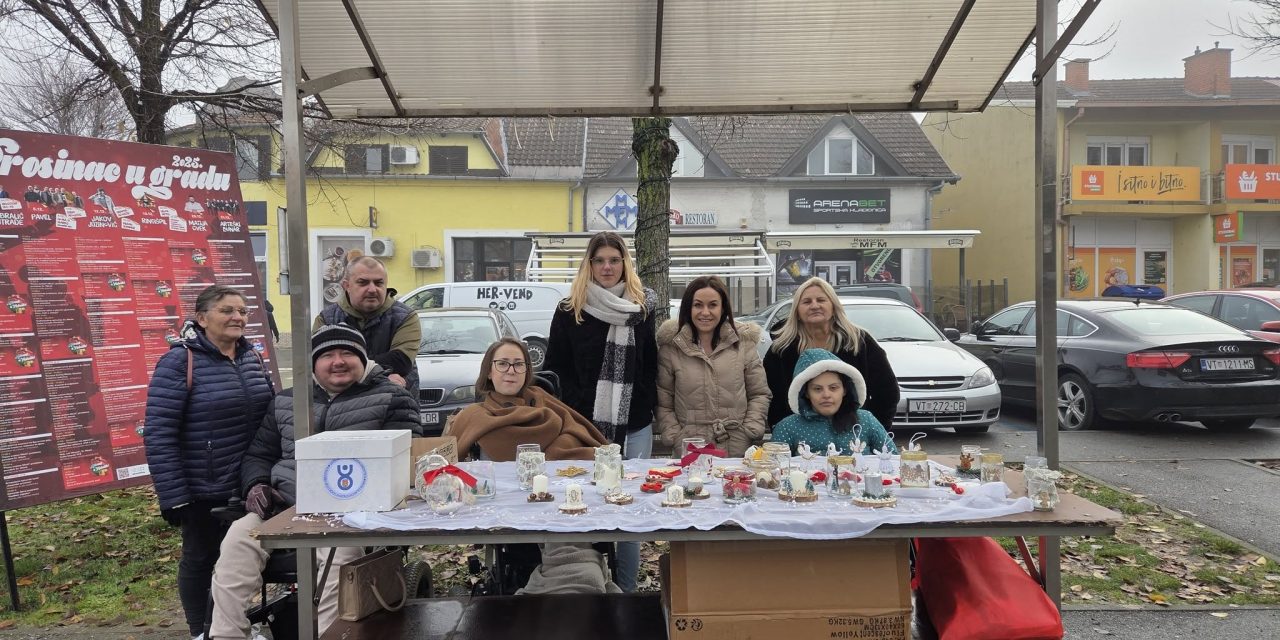 Udruga predstavila božićne radove i zahvalila građanima na podršci