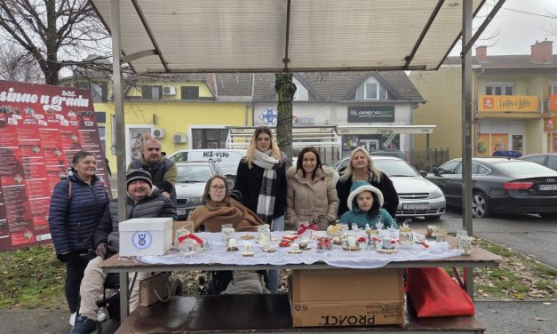 Udruga predstavila božićne radove i zahvalila građanima na podršci